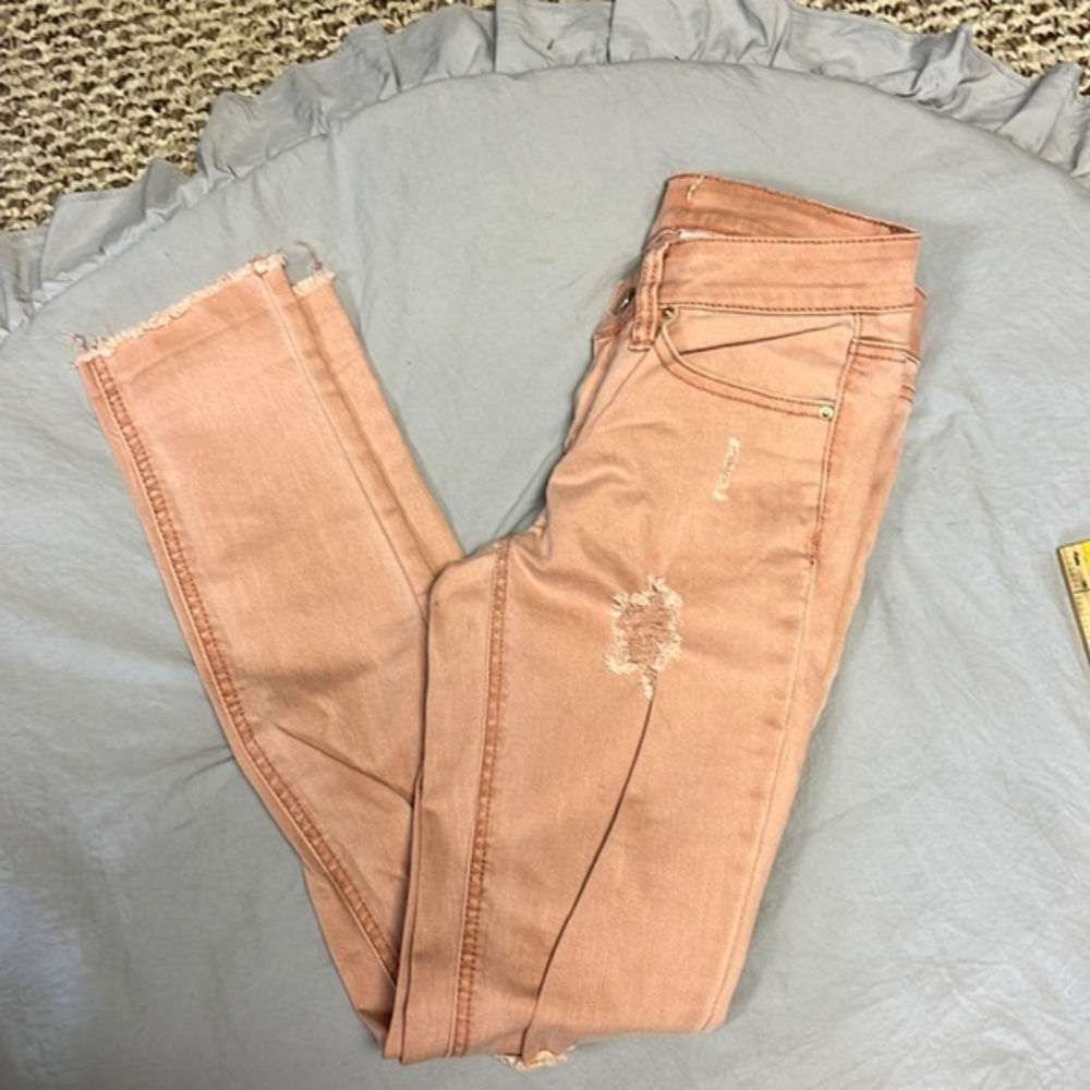 Woman’s Jeans‎